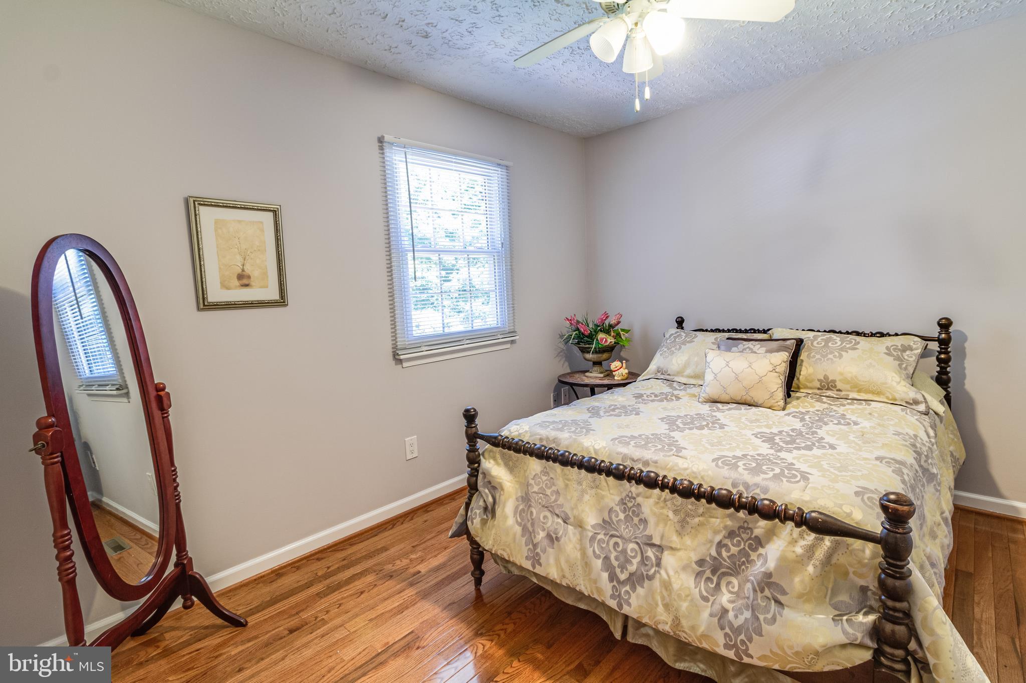 159 Choptank Road Stafford, VA 22556 - Photo 25 of 42 First bedroom