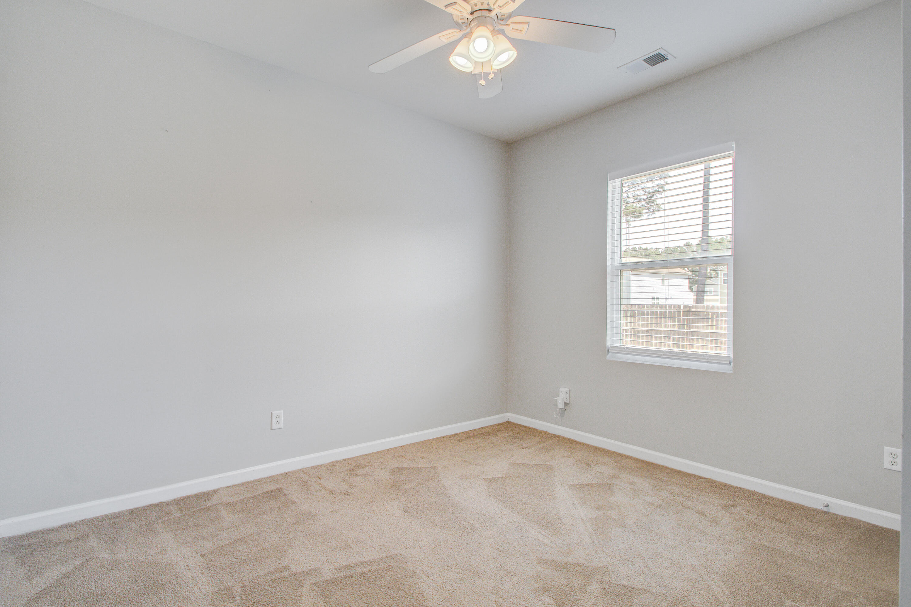 411 Ridgedale Road Summerville, SC 29486 - Photo 13 of 32 411 (13)