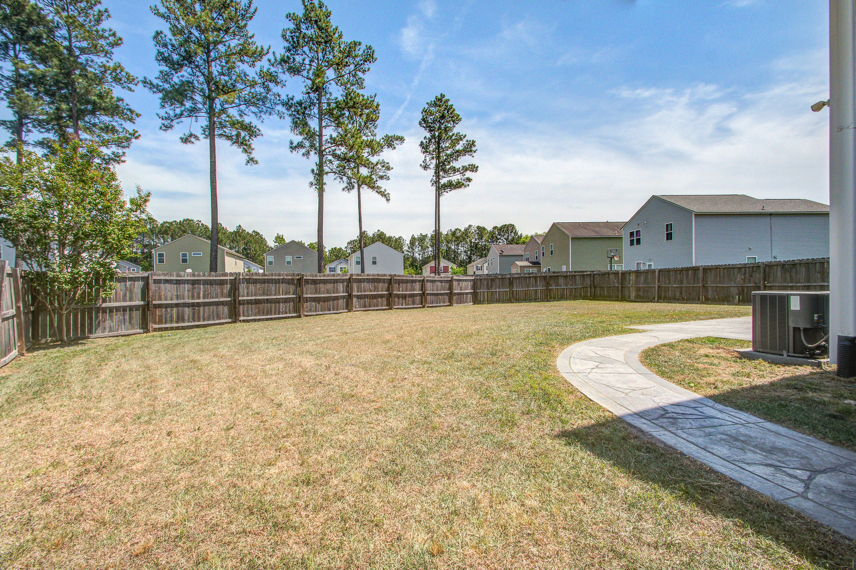 411 Ridgedale Road Summerville, SC 29486 - Photo 29 of 32 411 (31)