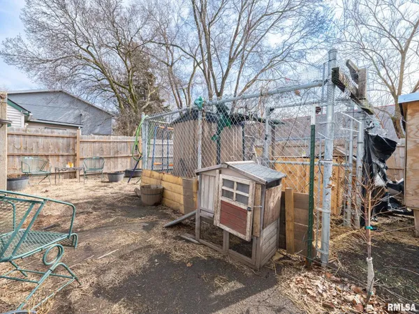 $84,900 | 1101 Ann Eliza Street, Pekin, IL 61554