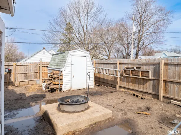 $84,900 | 1101 Ann Eliza Street, Pekin, IL 61554