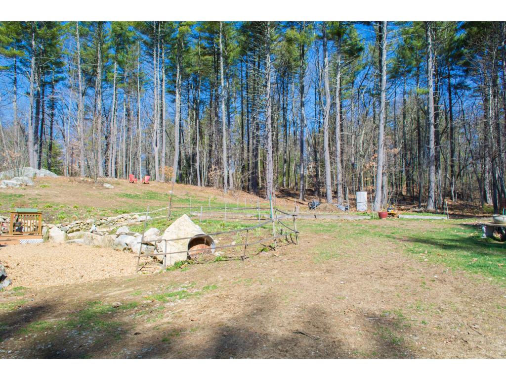 48 Merrimack Road Amherst, NH 03031 - Photo 13 of 36