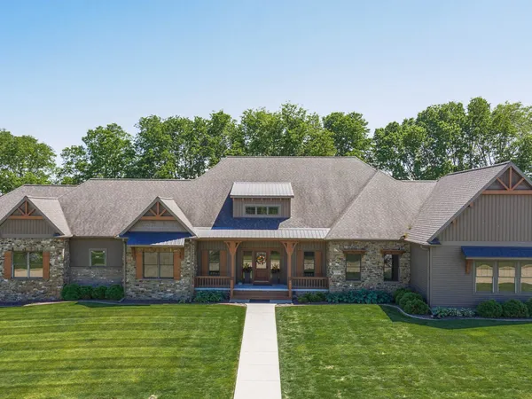 $875,000 | 15785 Belfry Drive, Bloomington, IL 61705