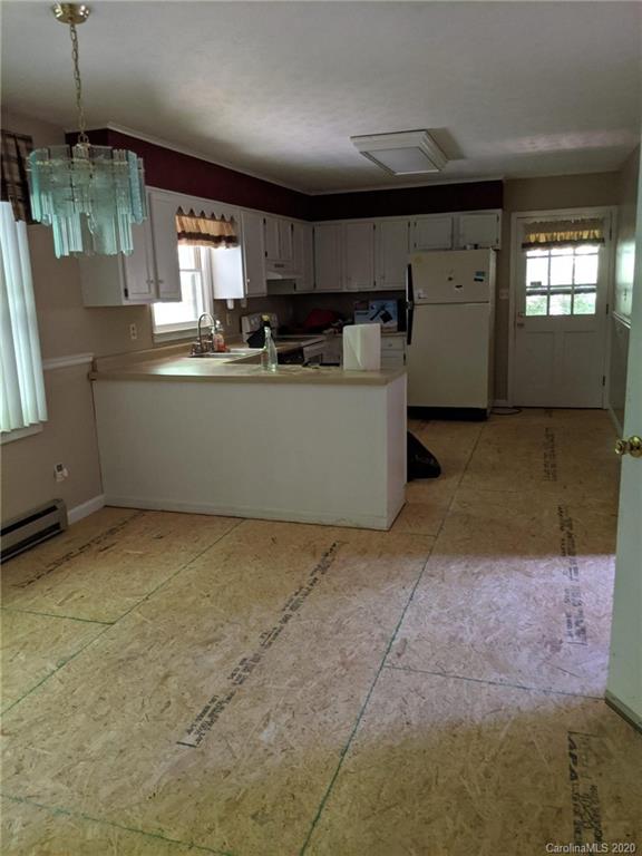 500 Old Country Road, Unit 6 Waynesville, NC 28786 - Photo 13 of 21 Gallery Image 13