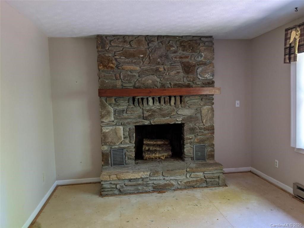 500 Old Country Road, Unit 6 Waynesville, NC 28786 - Photo 18 of 21 Gallery Image 18