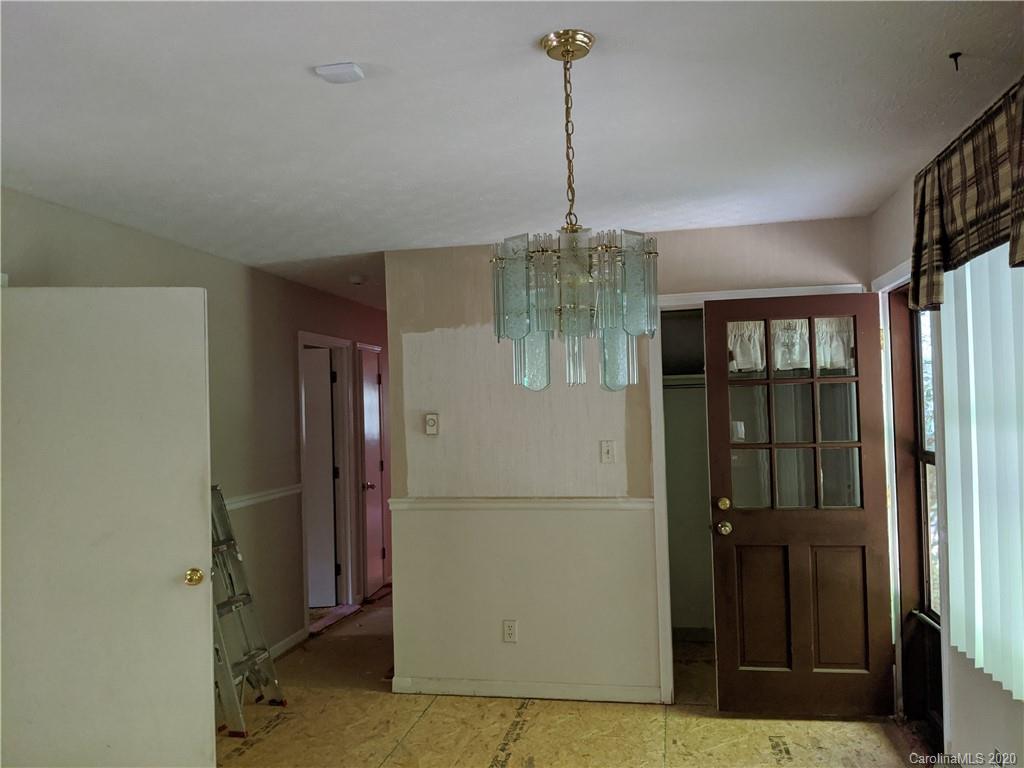 500 Old Country Road, Unit 6 Waynesville, NC 28786 - Photo 4 of 21 Gallery Image 4