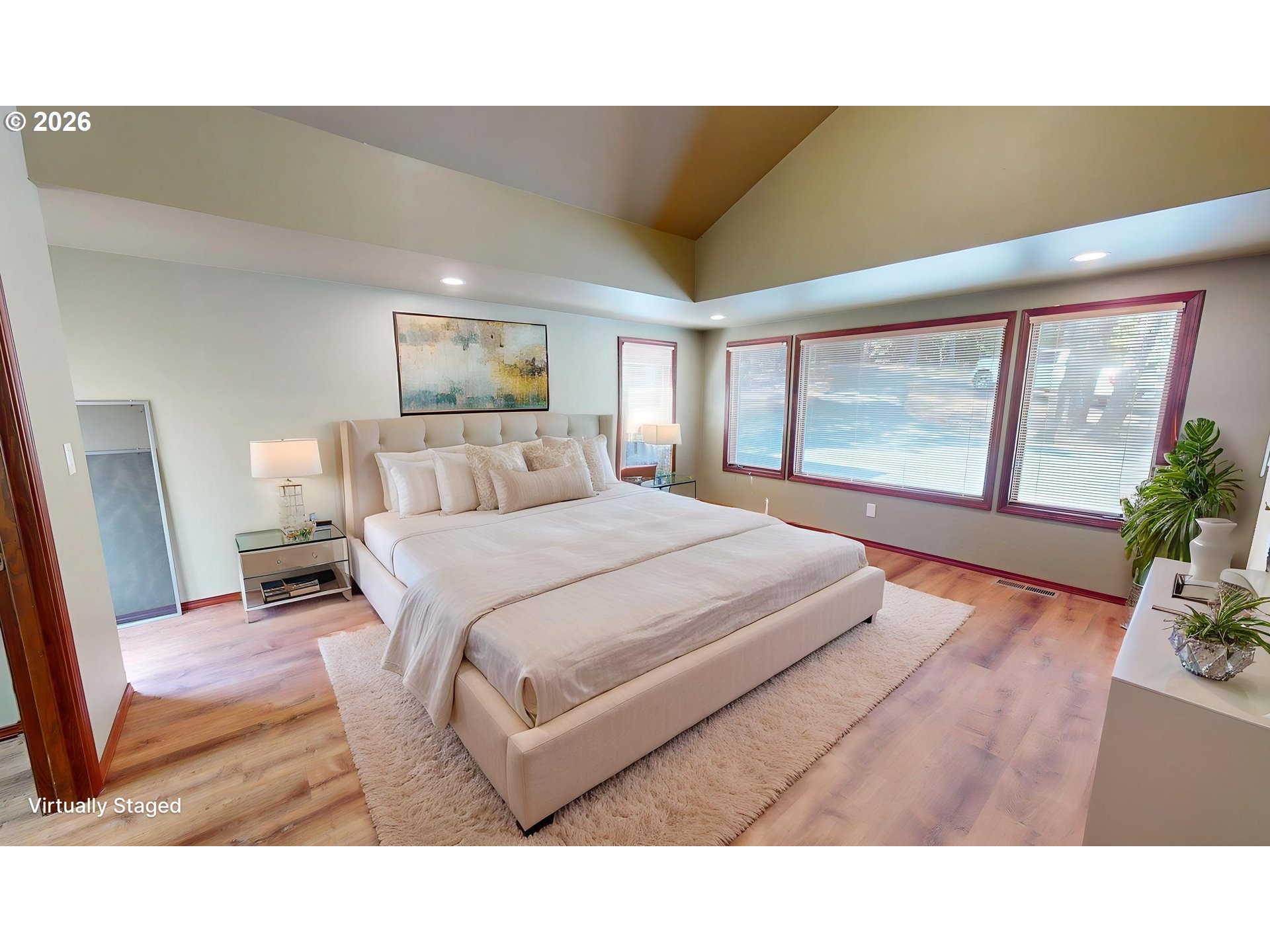 95822 Quail Mountain Road Gold Beach, OR 97444 - Photo 4 of 48 Owner's Suite Bedroom