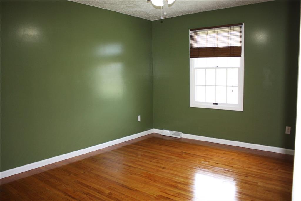 81 Bellview Circle McKees Rocks, PA 15136 - Photo 16 of 24 Third Bedroom with ceiling fan