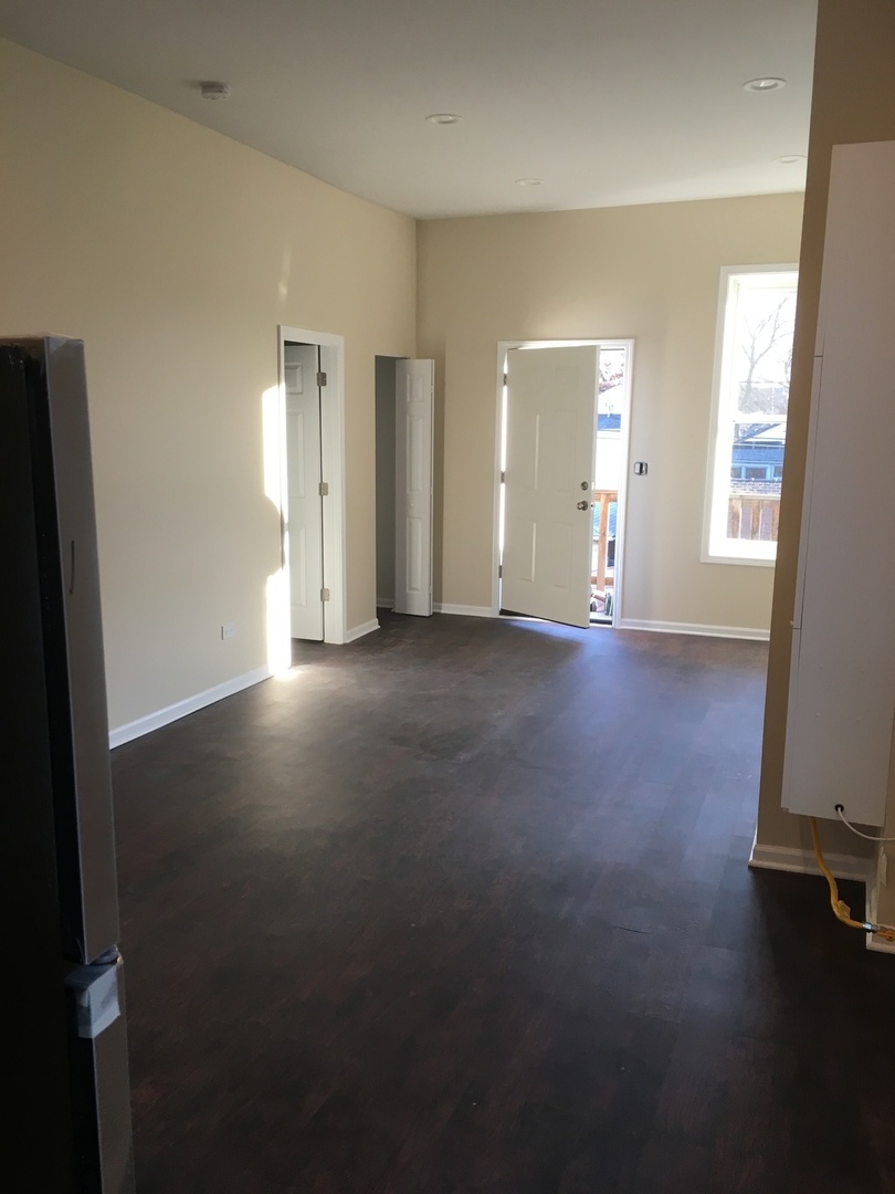 321 West 24th Street, Unit 2R Chicago, IL 60616 - Photo 12 of 14