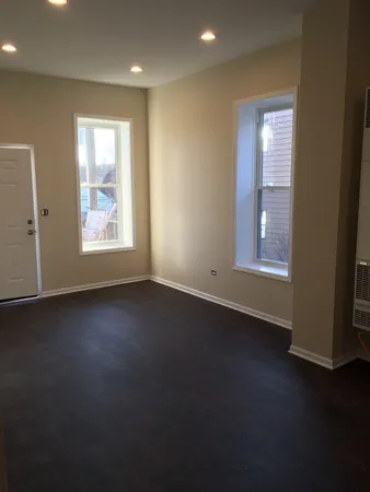 $1,600 | 321 West 24th Street, Unit 2R, Chicago, IL 60616