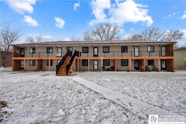 $195,000 | 807 Edgewater Drive, Westfield, NY 14787