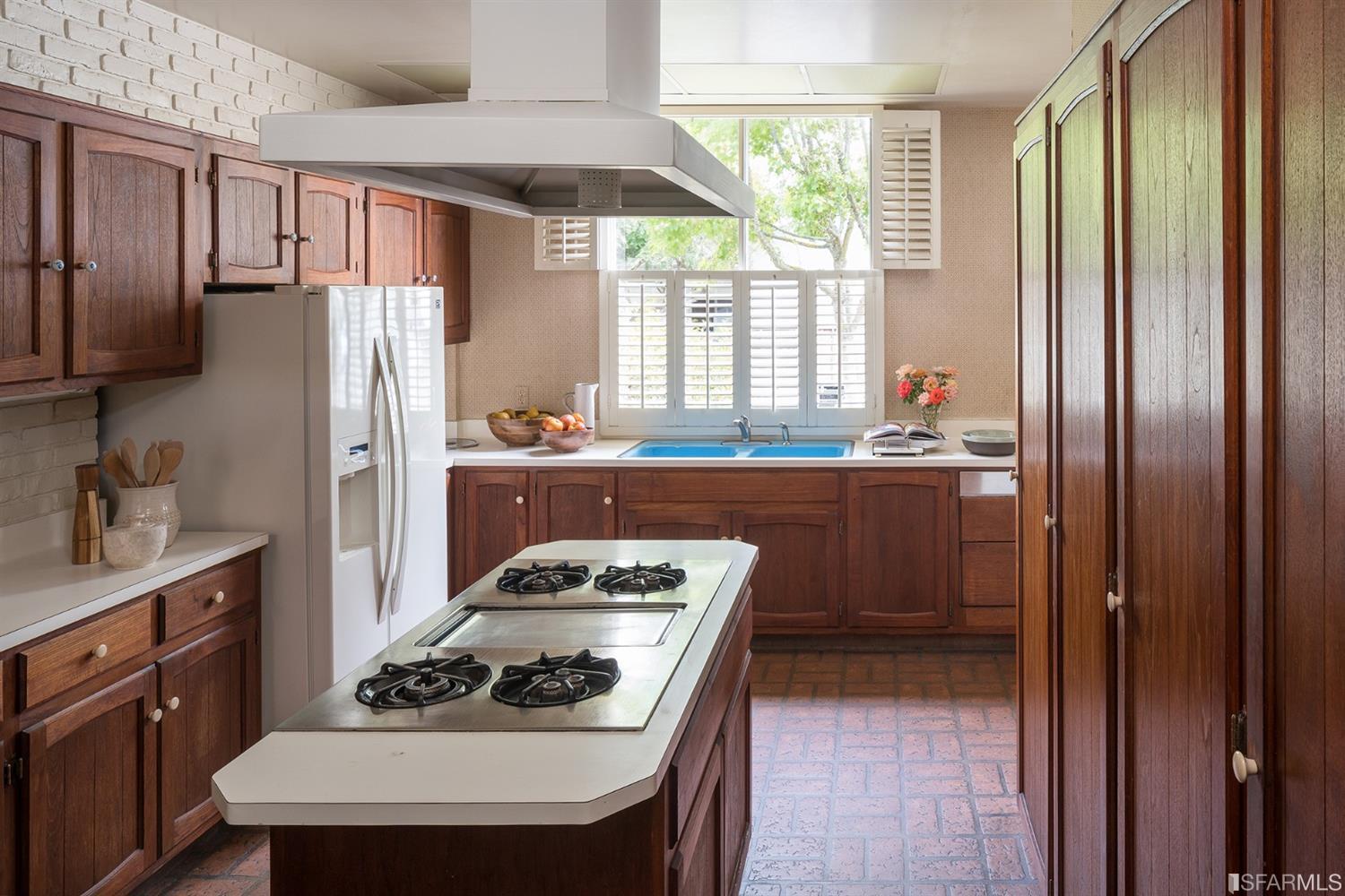3498 Jackson Street San Francisco, CA 94118 - Photo 15 of 38 a living room with furniture and a large window