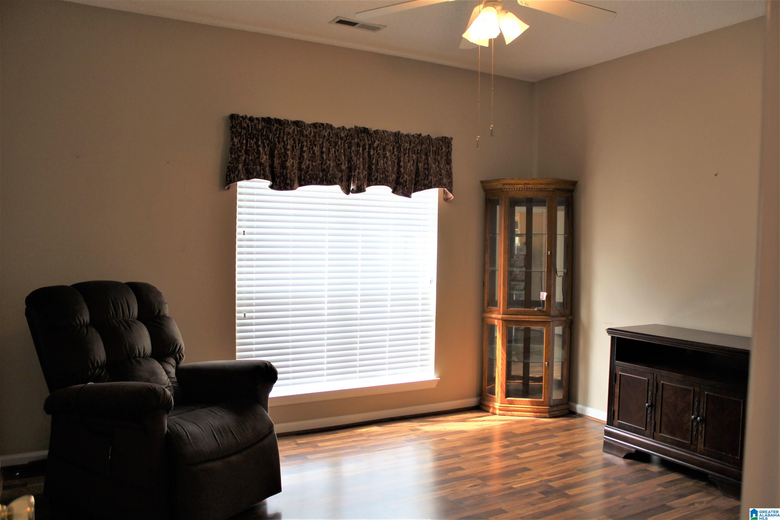 1641 Oliver Road Leeds, AL 35094 - Photo 4 of 21