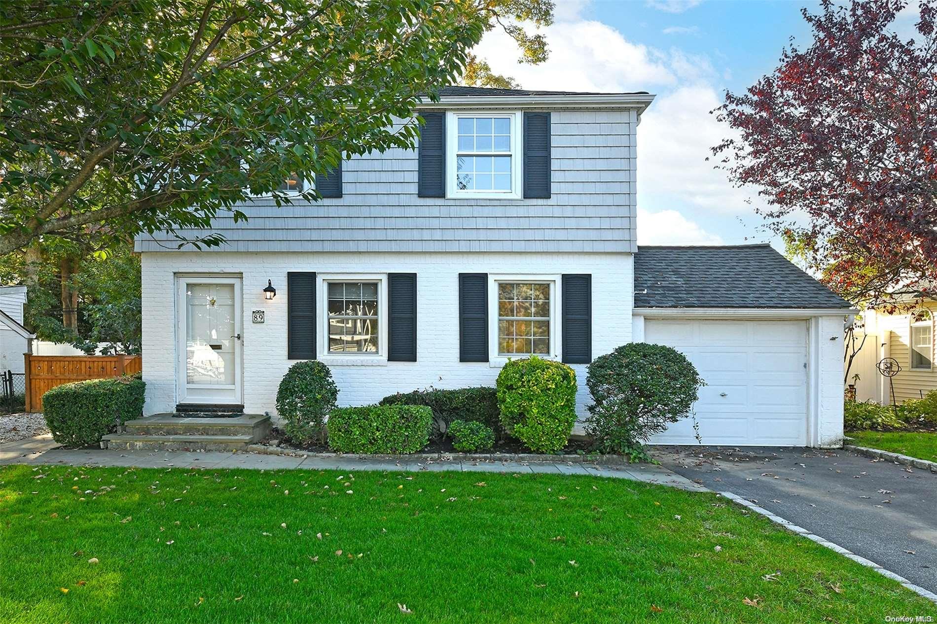 89 Crest Road West North Merrick, NY 11566 - Photo 1 of 1 Gallery Image 1