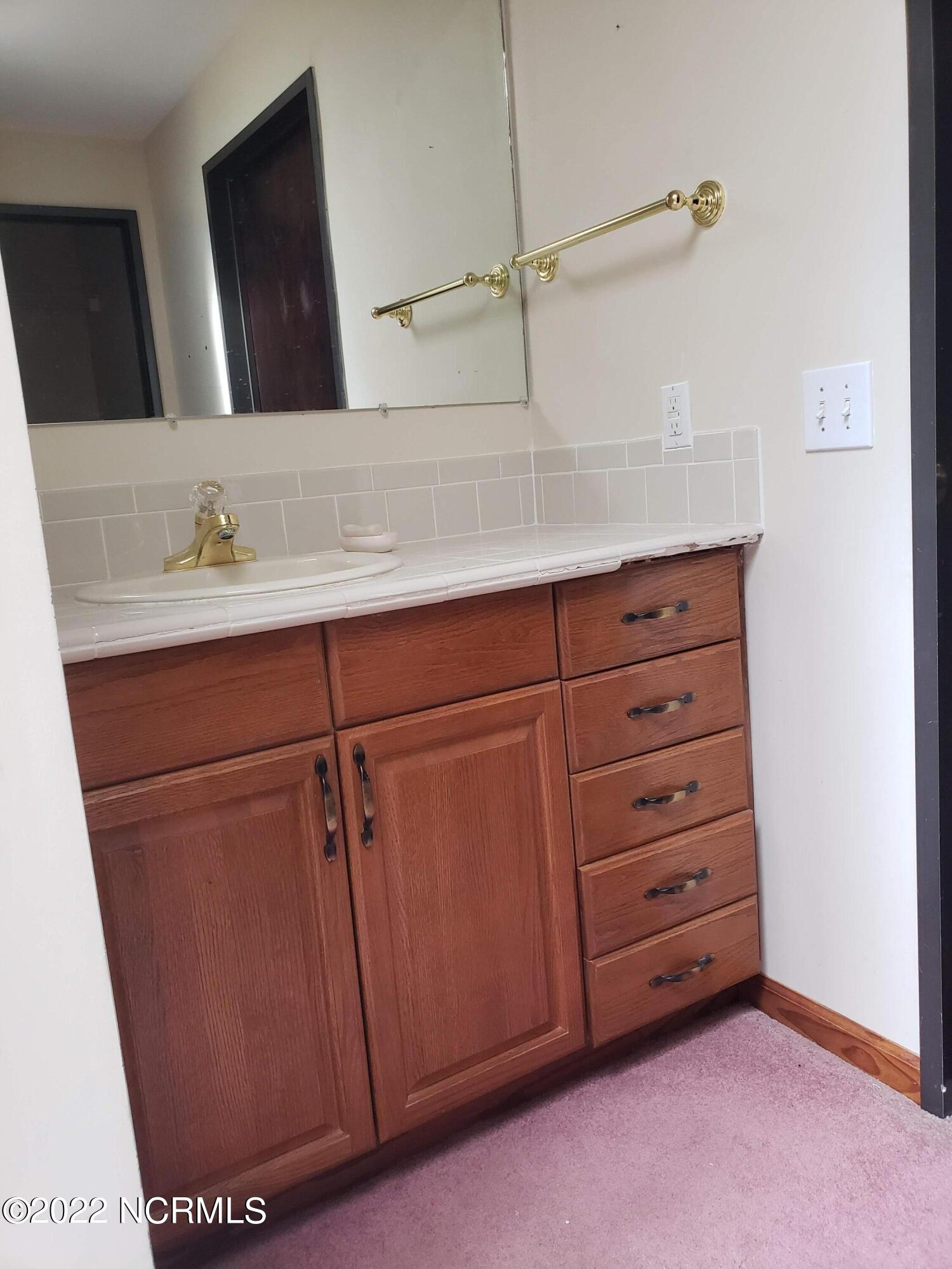 1976 Roseland Road Aberdeen, NC 28315 - Photo 15 of 25 20220708_092820