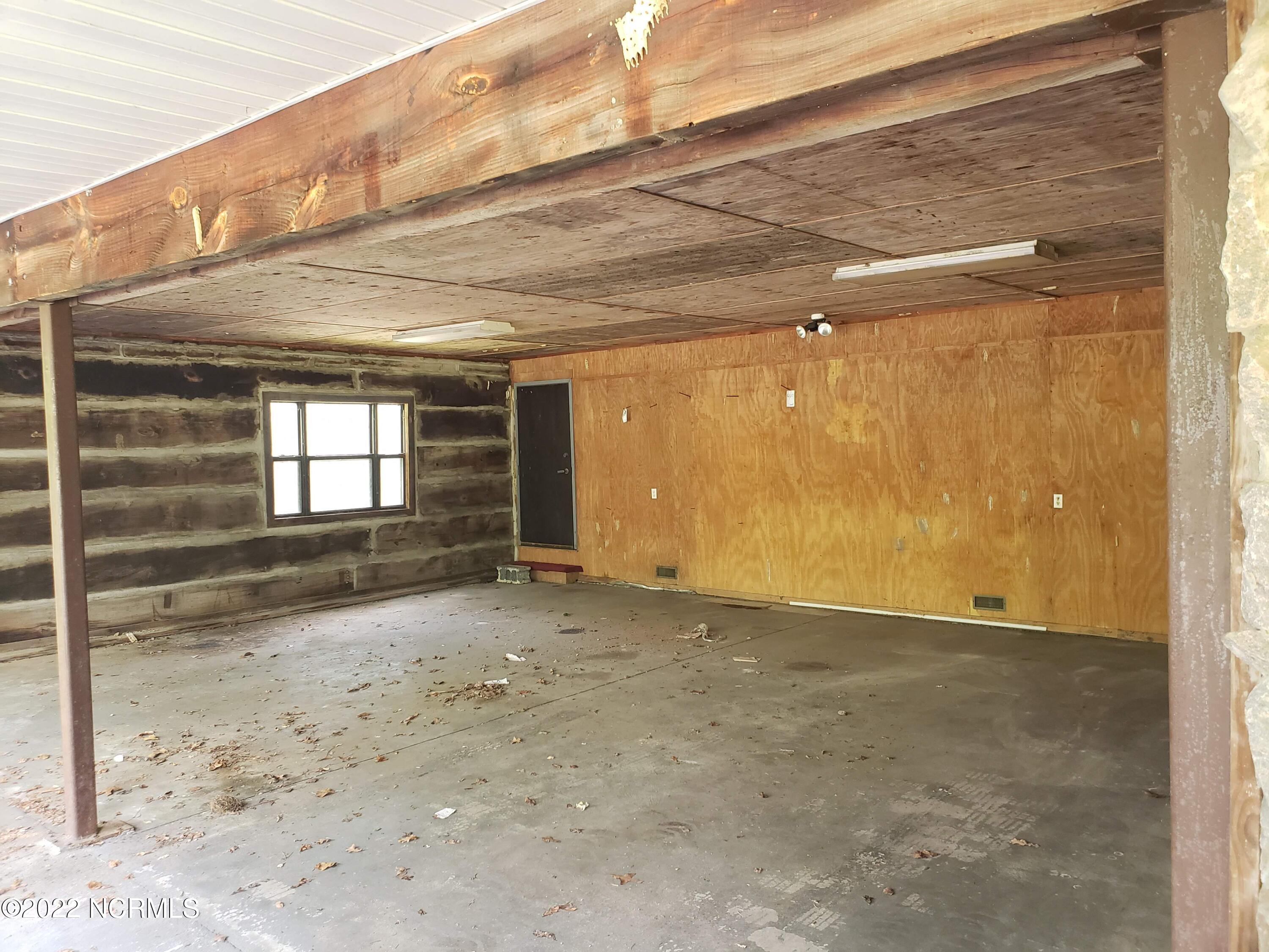 1976 Roseland Road Aberdeen, NC 28315 - Photo 21 of 25 20220708_093213