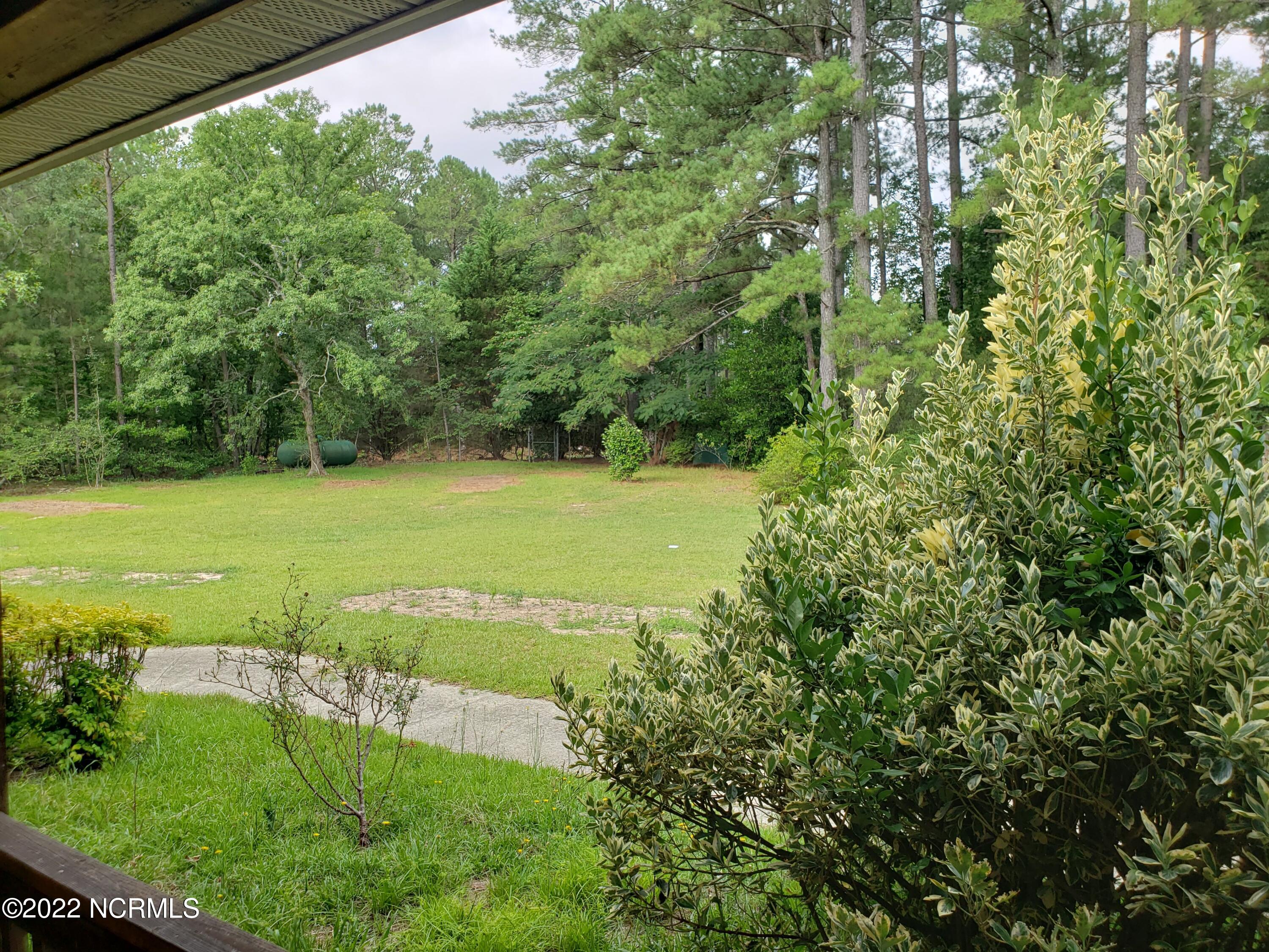 1976 Roseland Road Aberdeen, NC 28315 - Photo 22 of 25 20220708_093259