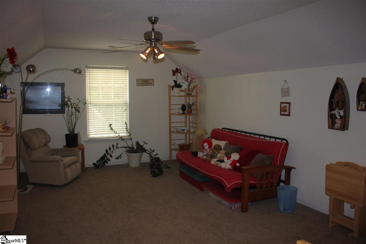 208 Rivereen Way Simpsonville, SC 29680 - Photo 7 of 12 Gallery Image 7