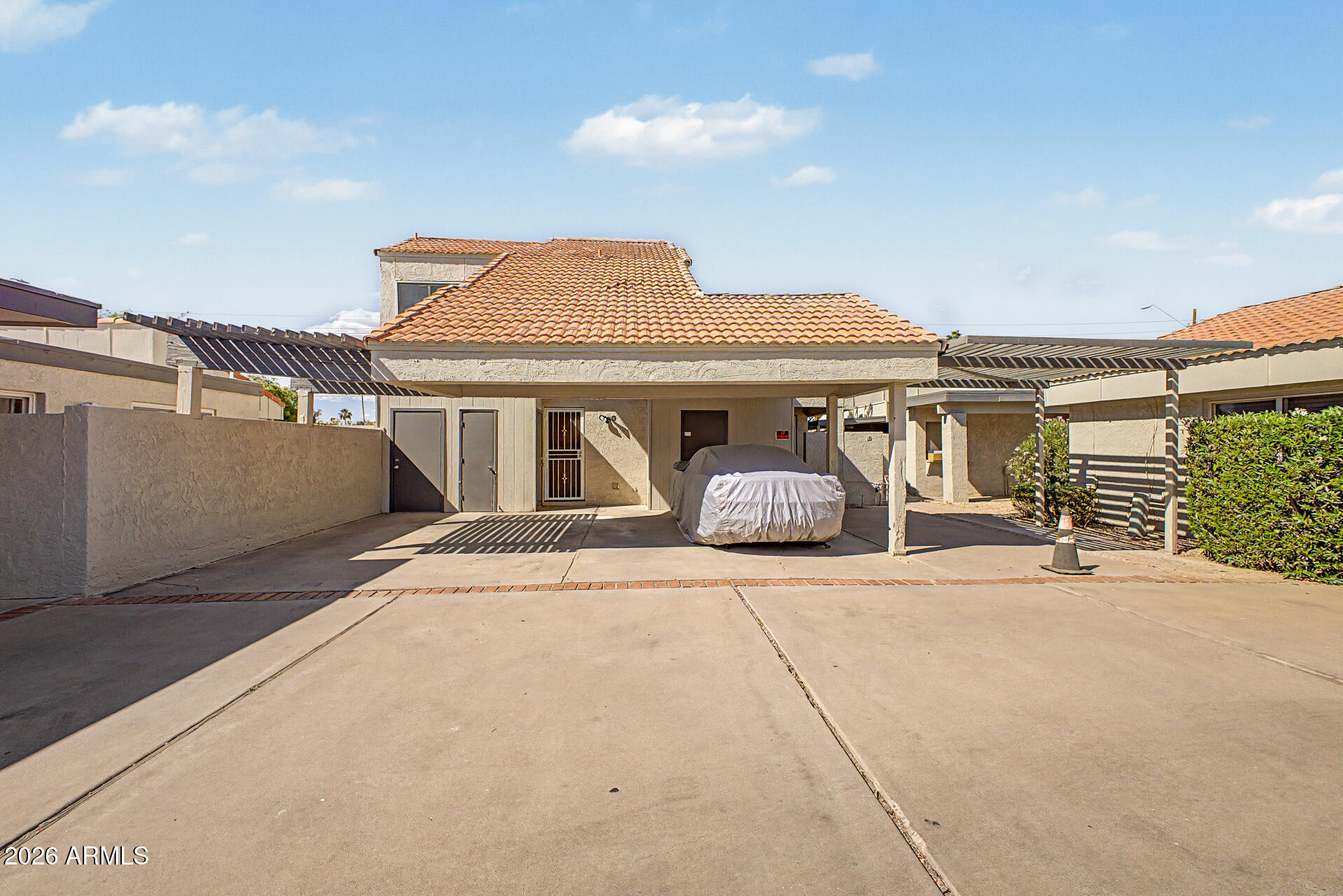 2415 West Greenway Road, Unit 3 Phoenix, AZ 85023 - Photo 31 of 40 01-Greenway