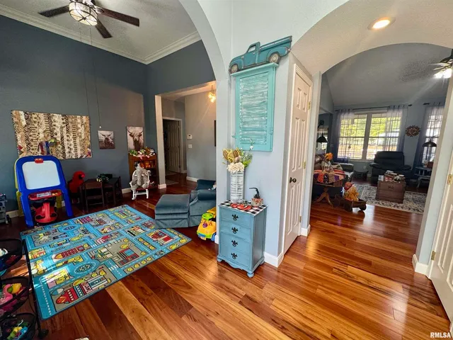 $349,900 | 17794 East Fairfield Road, Mount Vernon, IL 62864