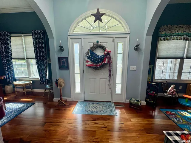 $349,900 | 17794 East Fairfield Road, Mount Vernon, IL 62864