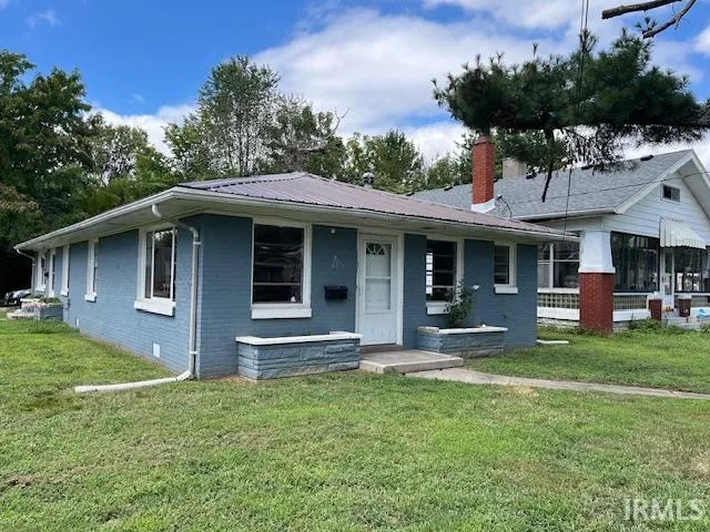 $895 | 1121 South Dexter Avenue, Evansville, IN 47714