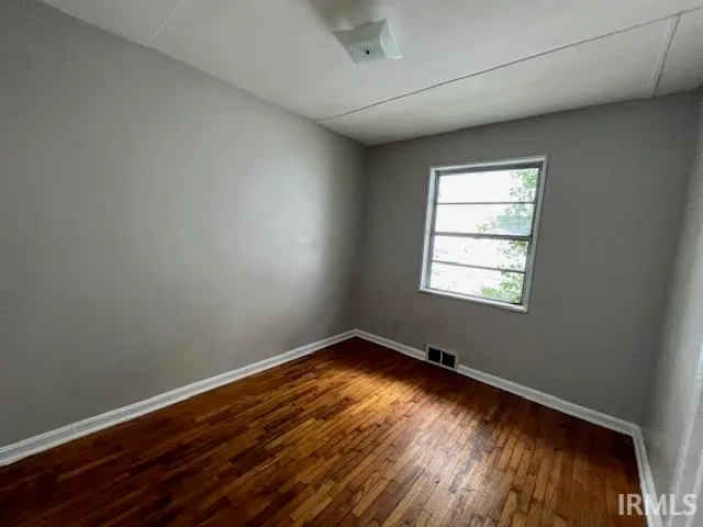 $895 | 1121 South Dexter Avenue, Evansville, IN 47714