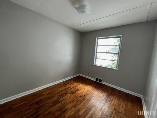 1121 South Dexter Avenue Evansville, IN 47714 - Photo 3 of 9