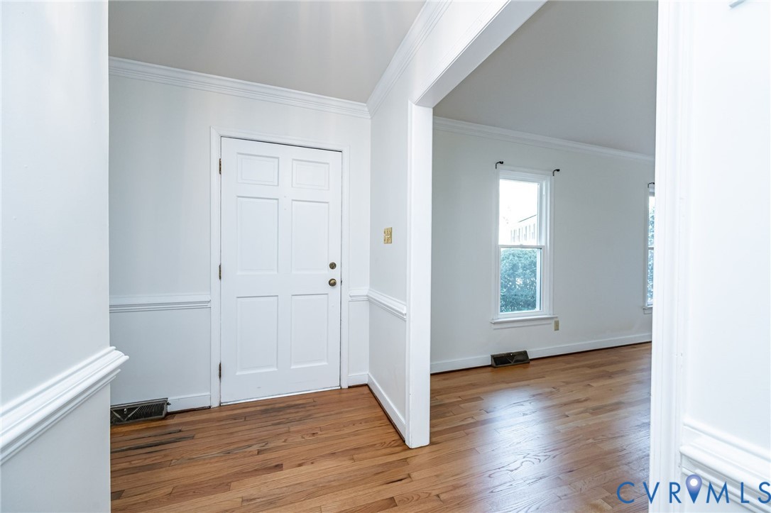 5301 Krag Road Chester, VA 23831 - Photo 5 of 48