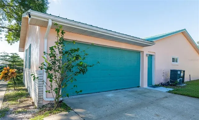 $325,000 | 980 Buttercup Terrace, Deltona, FL 32725