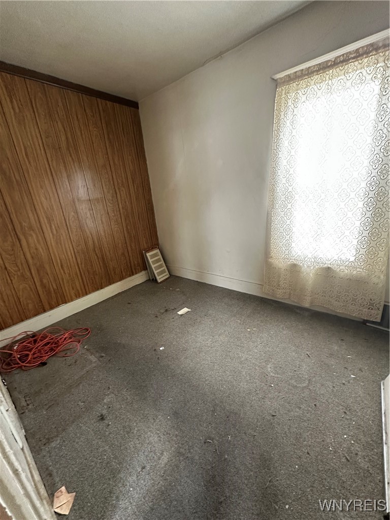 241 Herman Street Buffalo, NY 14211 - Photo 12 of 20