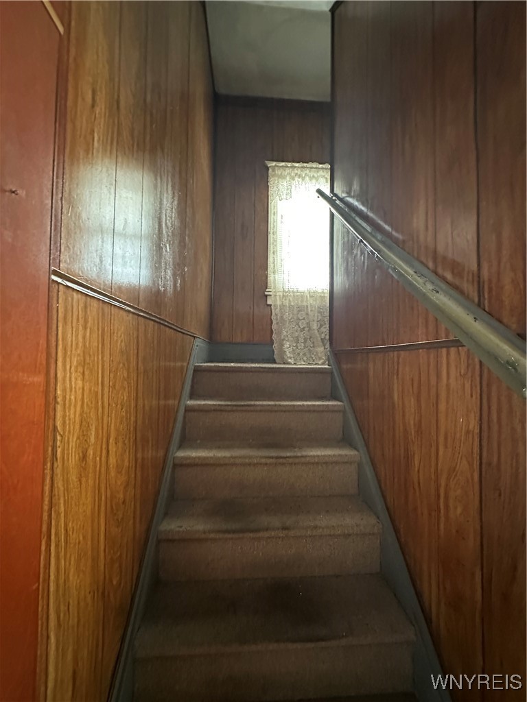 241 Herman Street Buffalo, NY 14211 - Photo 10 of 20