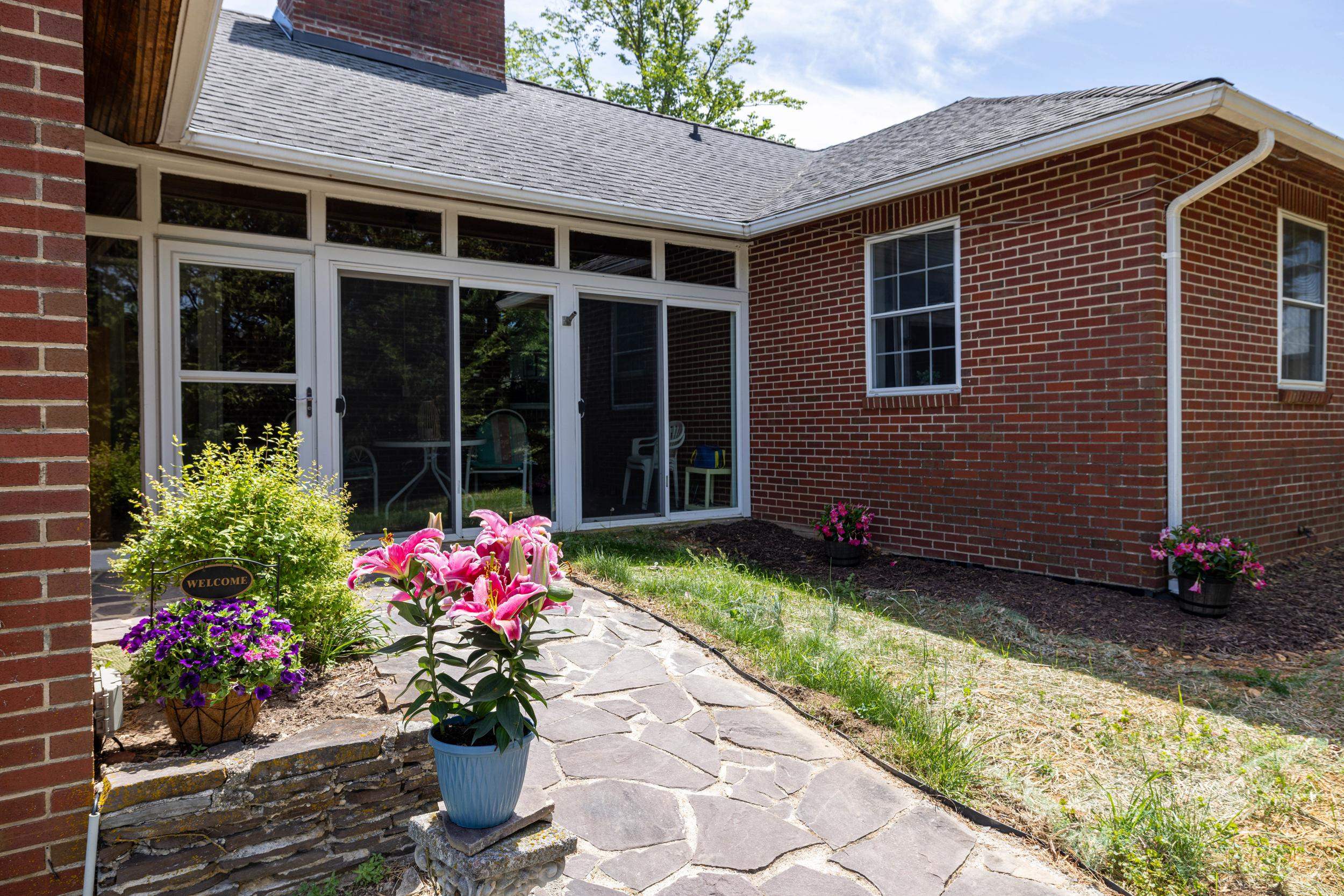 7133 Turleytown Road Singers Glen, VA 22850 - Photo 4 of 75