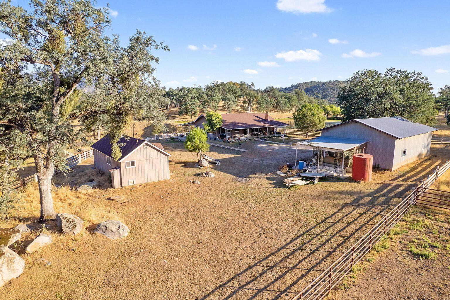 44223 Balch Park Road Springville, CA 93265 - Photo 37 of 110 25