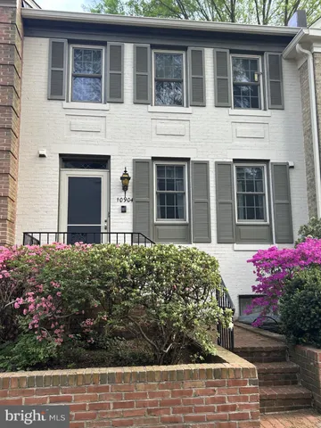 $755,000 | 10904 Wickshire Way, Unit F3, Rockville, MD 20852