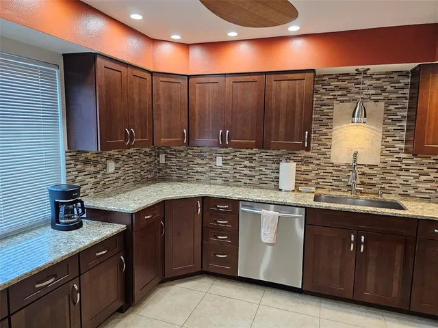 $3,900 | 3441 51st Ave Circle West, Unit 213, Bradenton, FL 34210