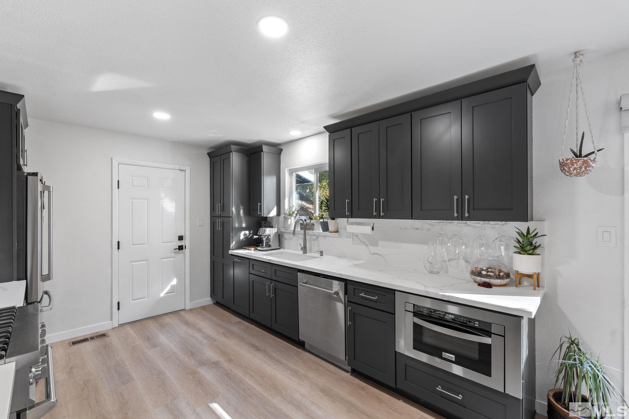840 Thelma Place Reno, NV 89509 - Photo 11 of 37 Photo 11