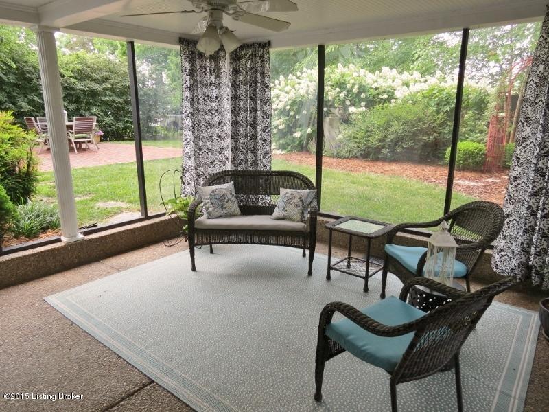 3302 Robin Road Louisville, KY 40213 - Photo 17 of 25 Sunporch is large and airy