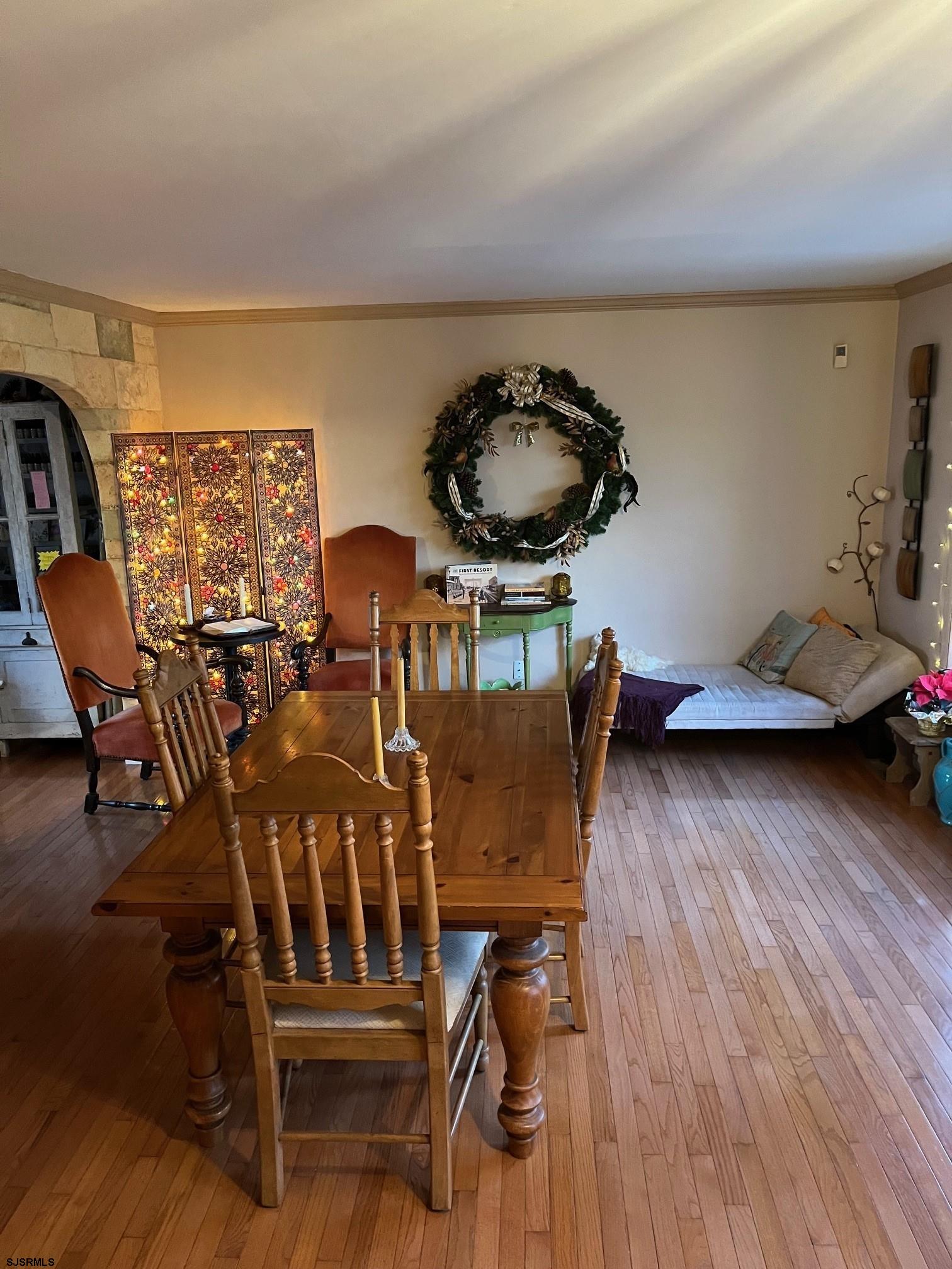15 East Sunrise Road Woodbine, NJ 08270 - Photo 18 of 23 a view of a dining room with furniture and wooden floor