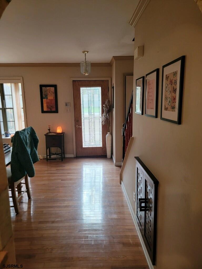 15 East Sunrise Road Woodbine, NJ 08270 - Photo 4 of 23 a living room with furniture and a wooden floor