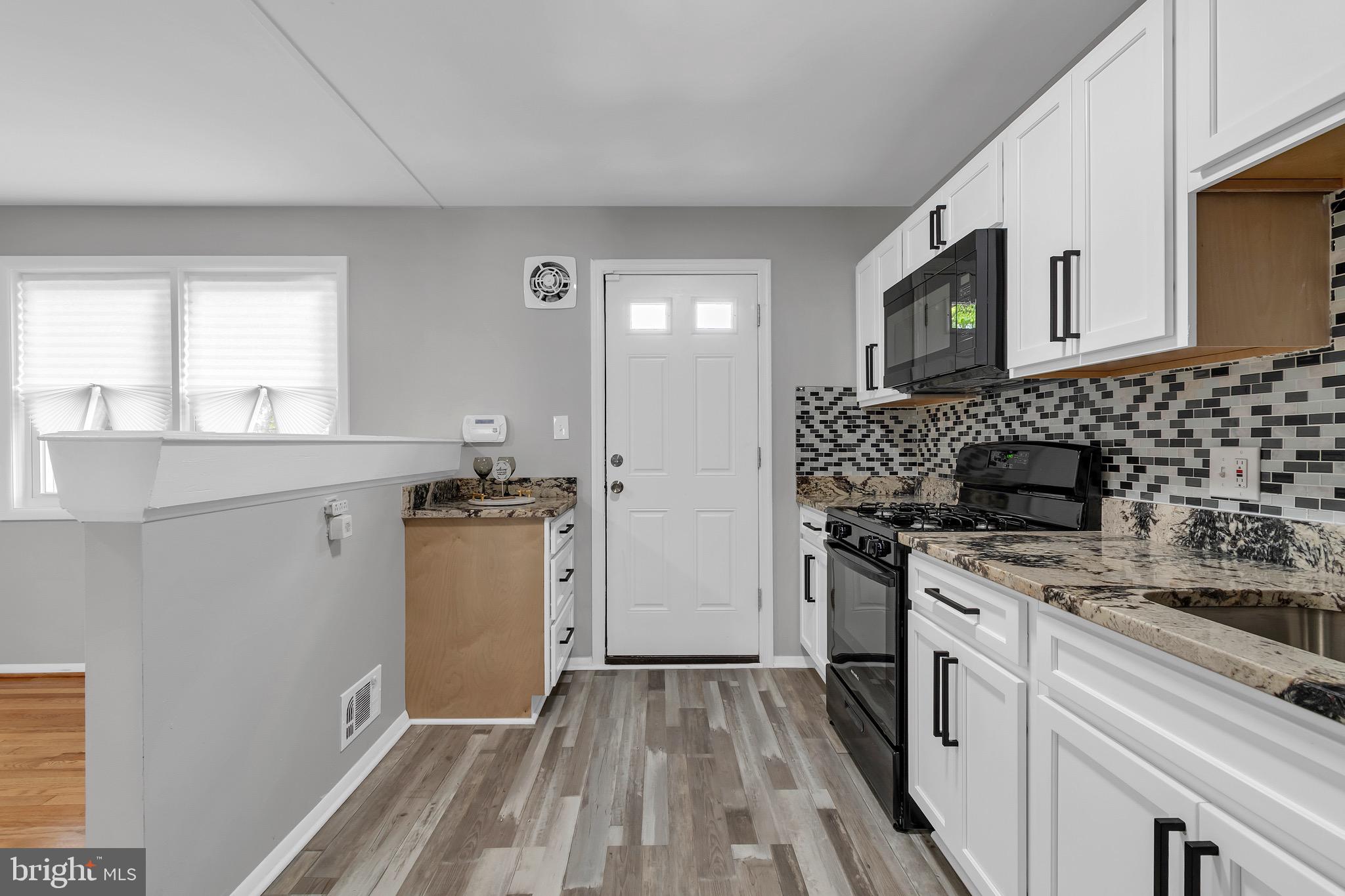 4223 Labyrinth Road Baltimore, MD 21215 - Photo 12 of 25 Kitchen