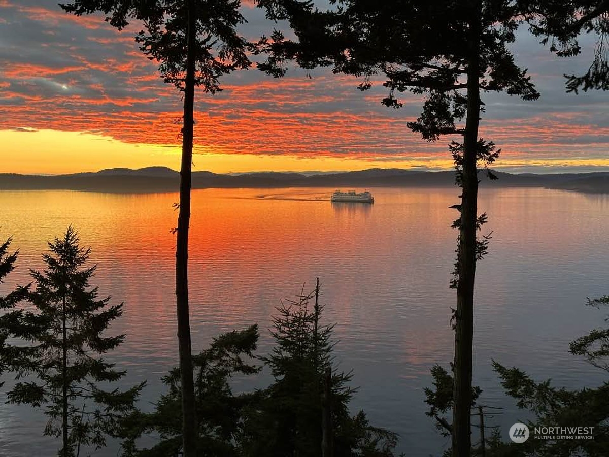 1313 Lopez Road Lopez Island, WA 98261 - Photo 1 of 31