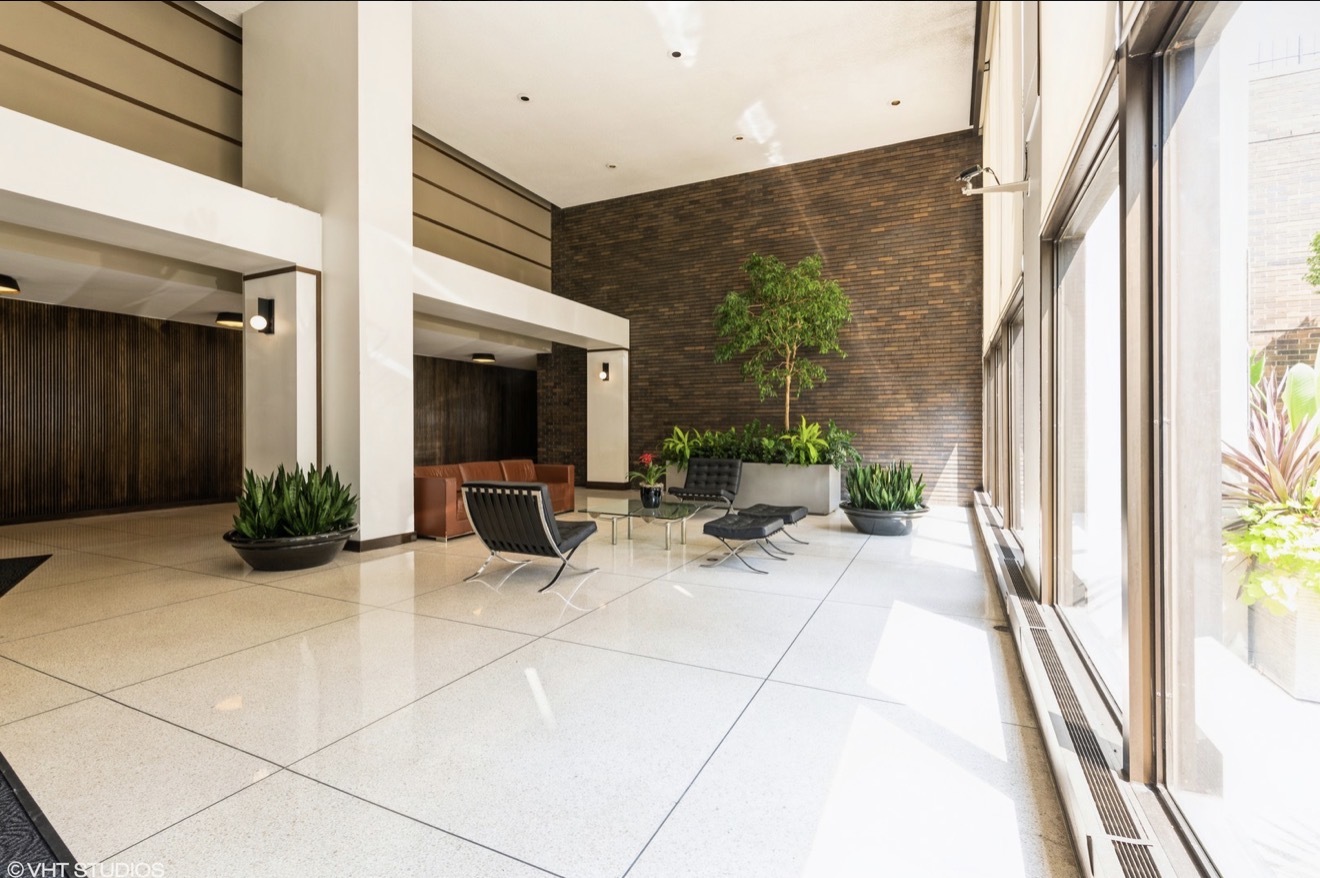 5455 North Sheridan Road, Unit 26122615 Chicago, IL 60640 - Photo 19 of 27