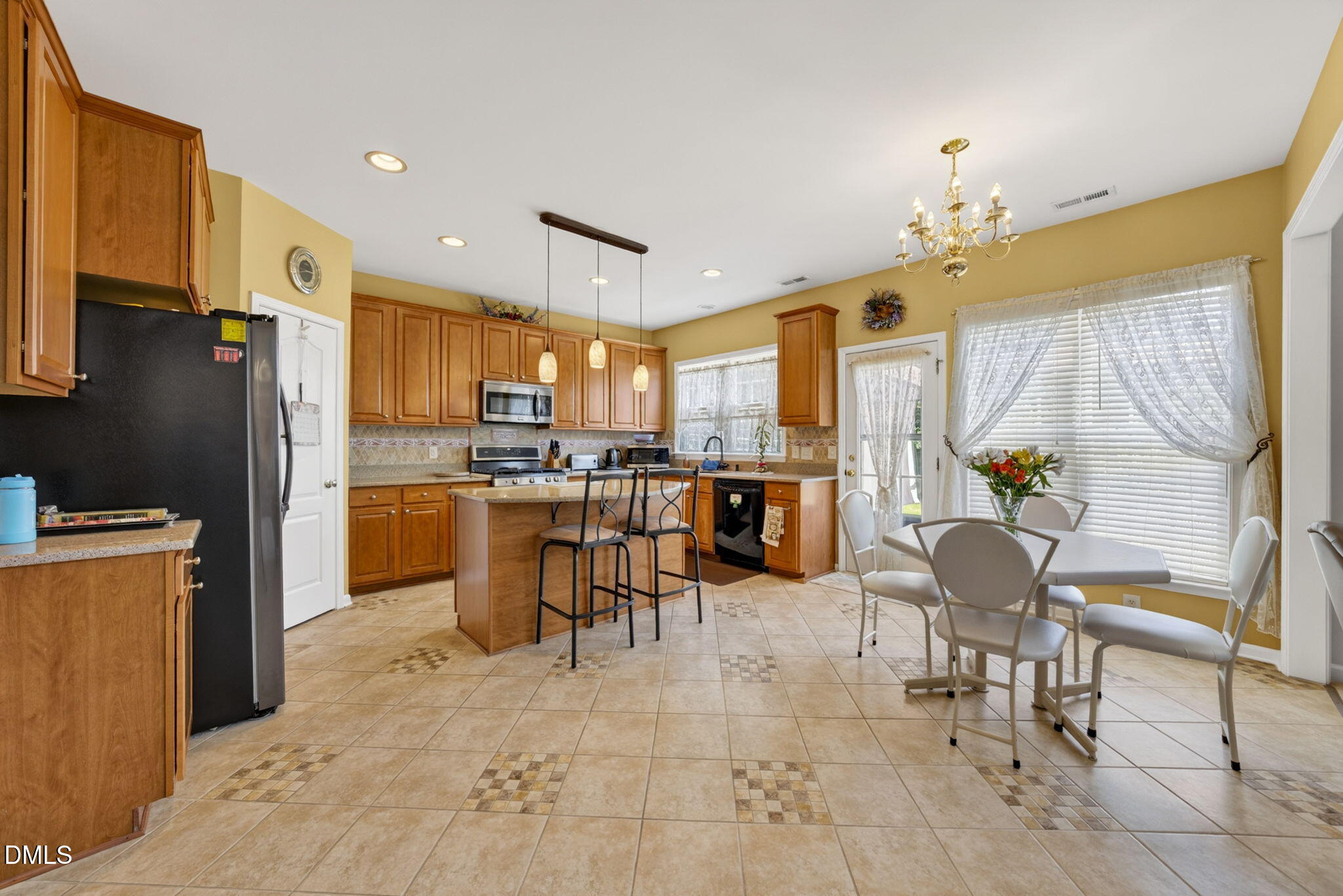 7733 Silver View Lane Raleigh, NC 27613 - Photo 31 of 66