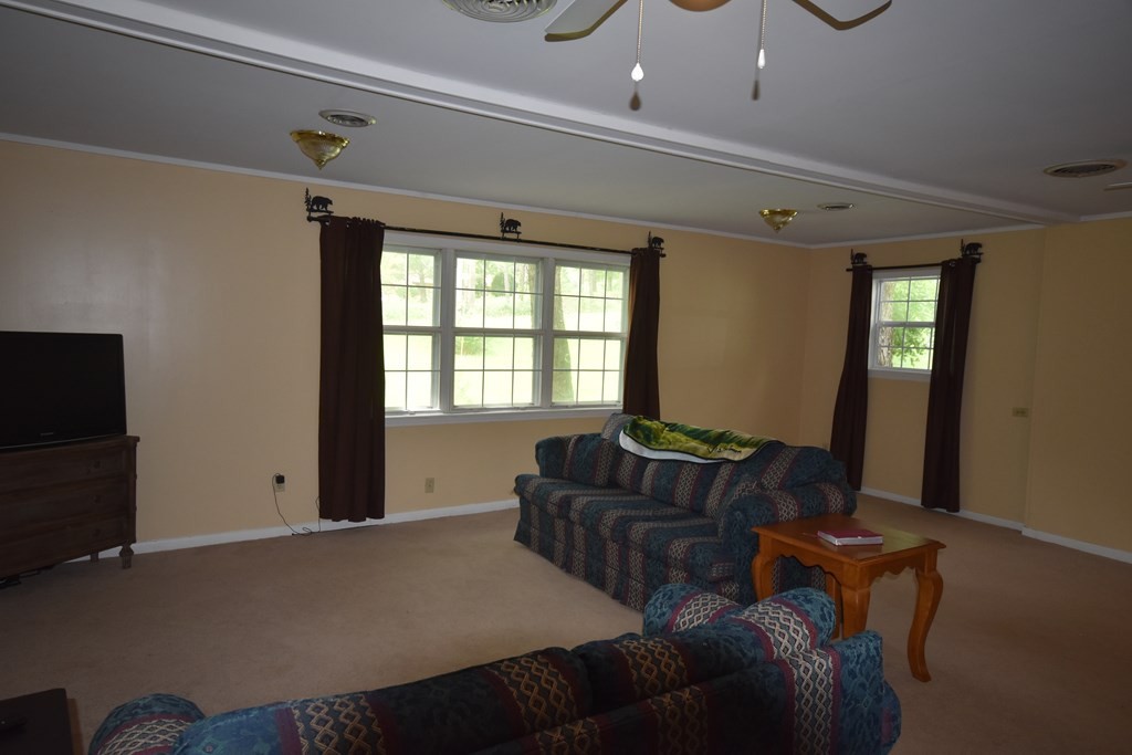 2837 Mary Ridge Farm Road Sevierville, TN 37862 - Photo 7 of 26 Gallery Image 7