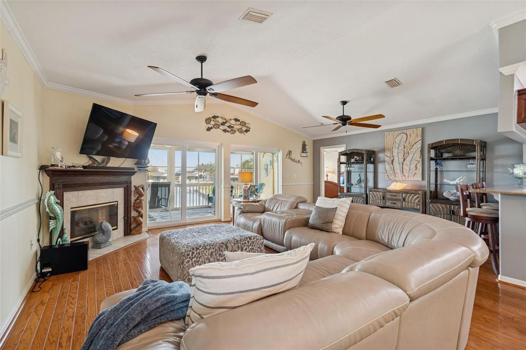 6170 Seaside Drive New Port Richey, FL 34652 - Photo 7 of 95