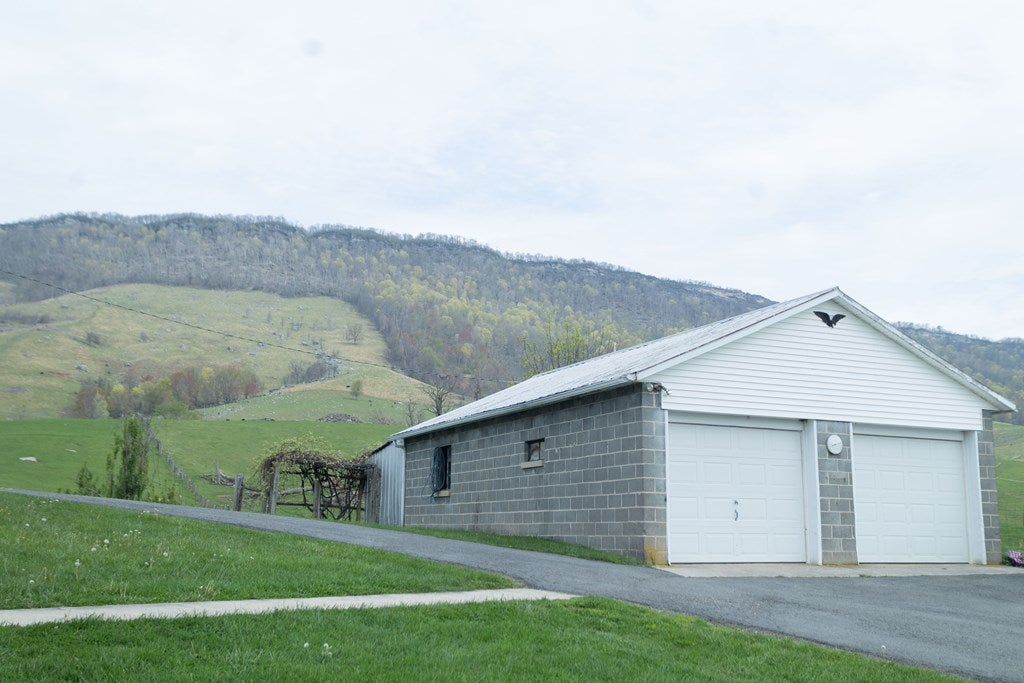 1833 Upper Vly Road Tazewell, VA 24651 - Photo 28 of 35 Gallery Image 28