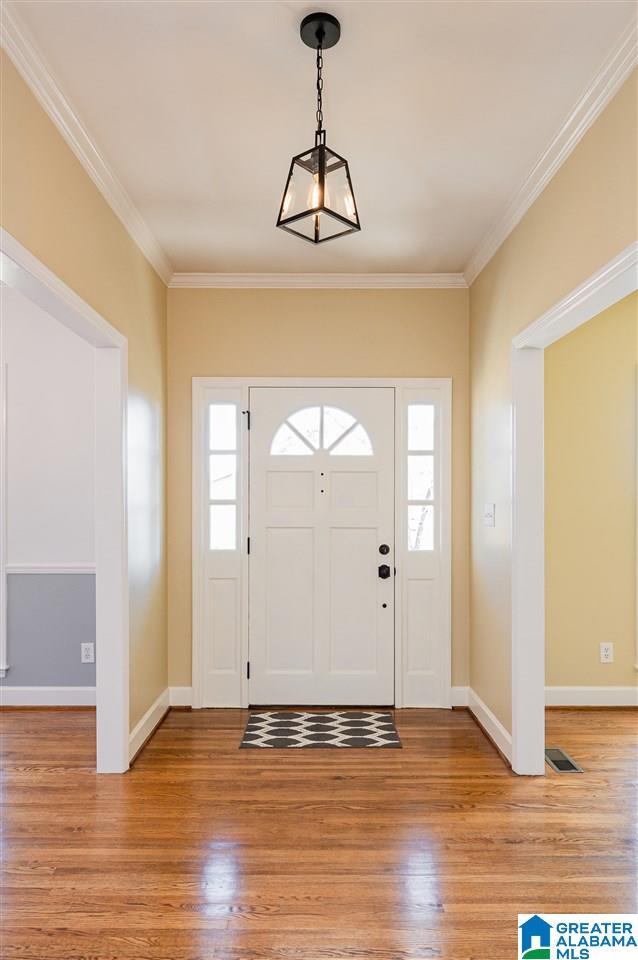 1146 Saddlebrook Road Birmingham, AL 35210 - Photo 4 of 48