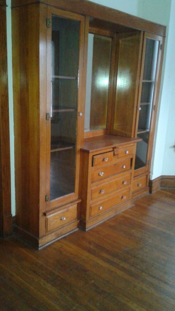 2421 North Harding Avenue, Unit 1 Chicago, IL 60647 - Photo 8 of 14 a view of an empty room