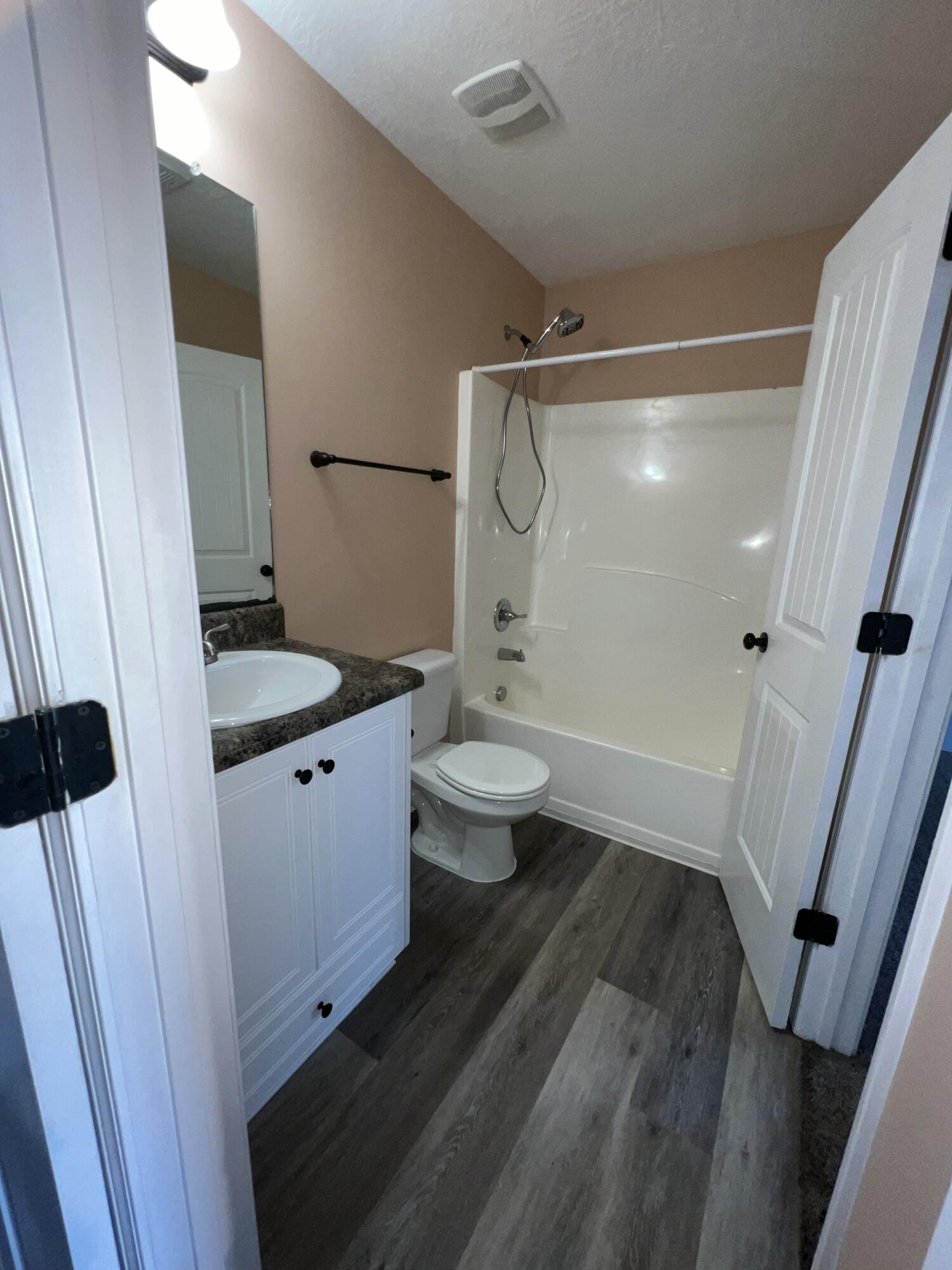 317 York Lane Augusta, GA 30909 - Photo 13 of 14 IMG_0776